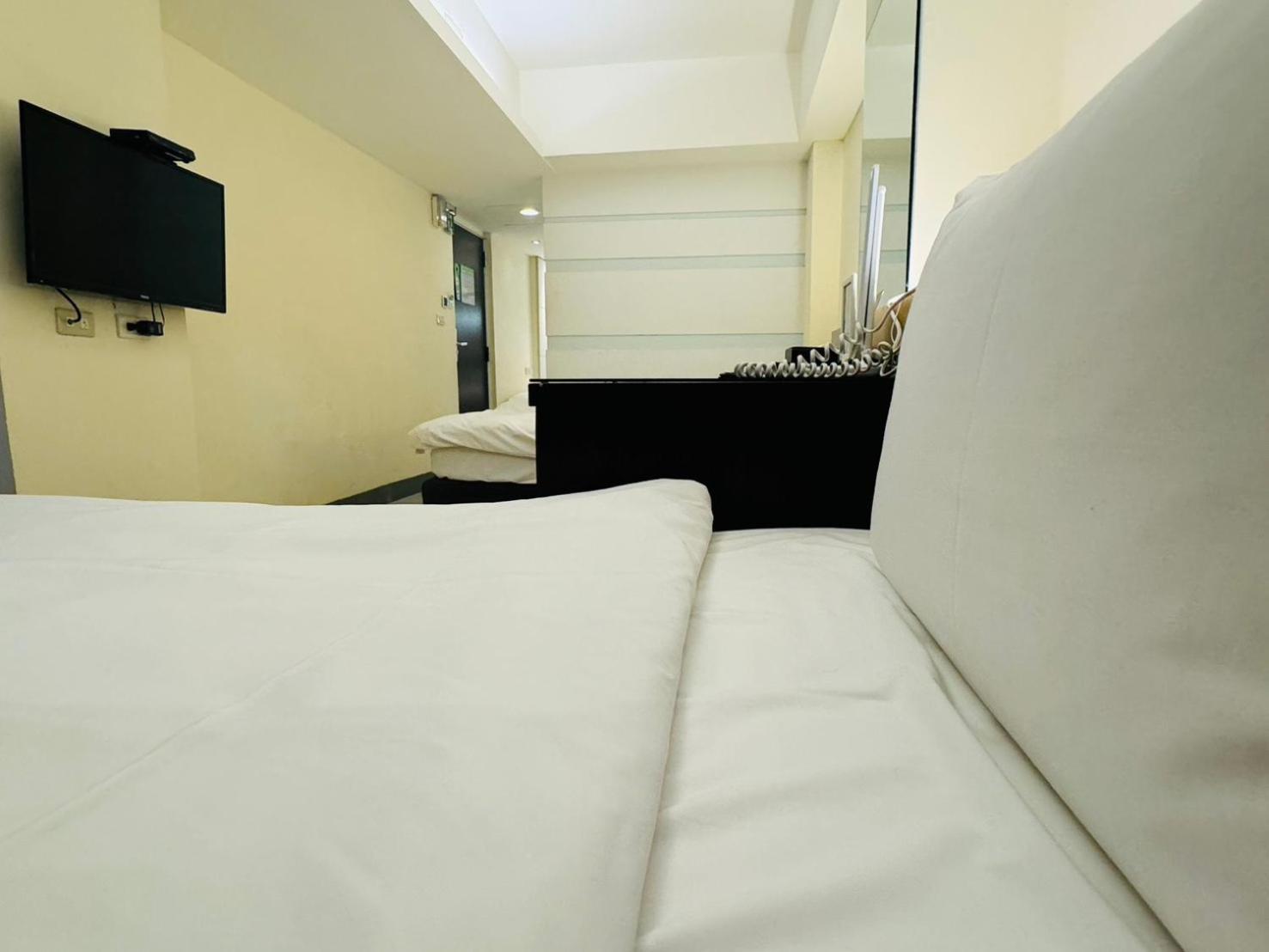 Kiwi Express Hotel - Kaohsiung Station Εξωτερικό φωτογραφία