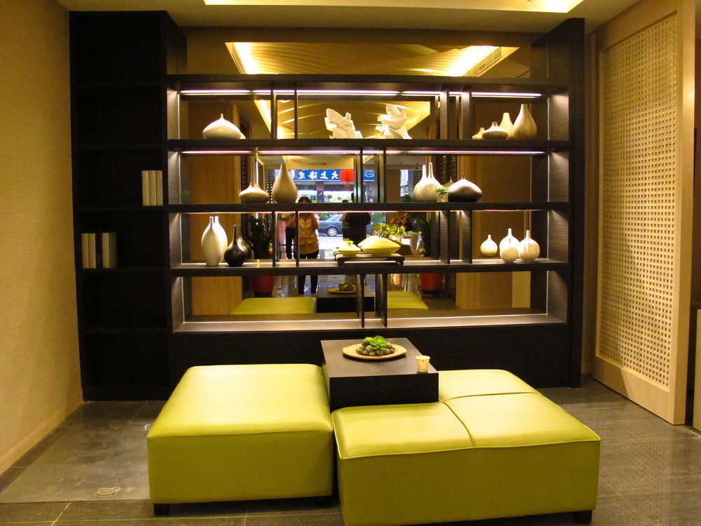 Kiwi Express Hotel - Kaohsiung Station Εξωτερικό φωτογραφία