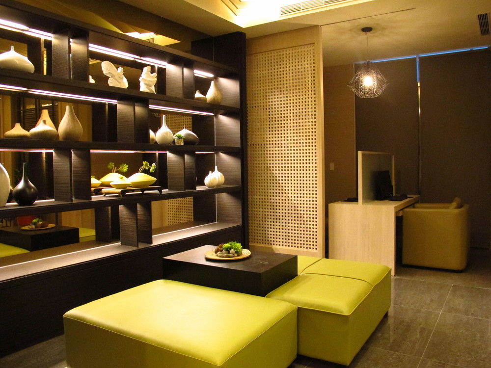 Kiwi Express Hotel - Kaohsiung Station Εξωτερικό φωτογραφία