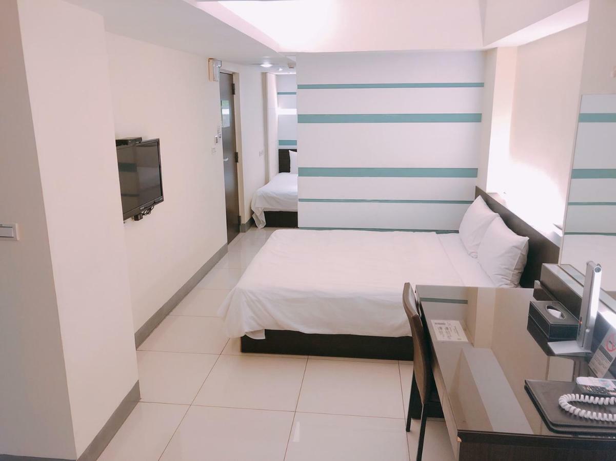 Kiwi Express Hotel - Kaohsiung Station Εξωτερικό φωτογραφία