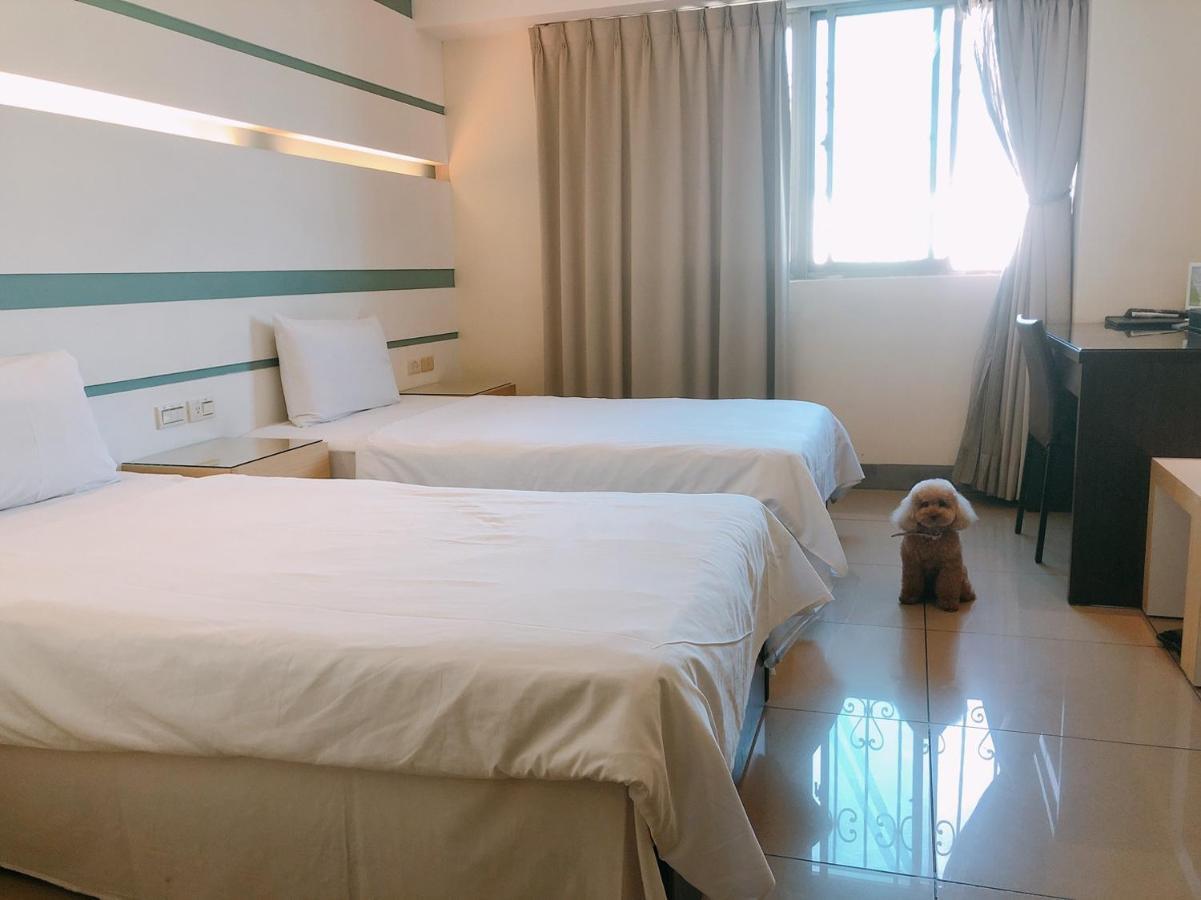 Kiwi Express Hotel - Kaohsiung Station Εξωτερικό φωτογραφία