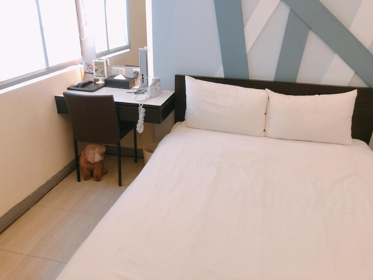 Kiwi Express Hotel - Kaohsiung Station Εξωτερικό φωτογραφία
